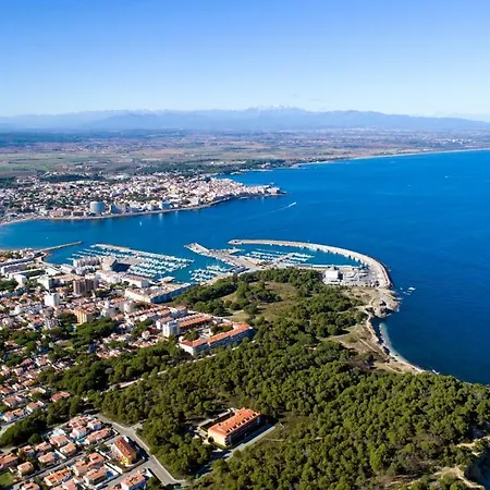 Vela, Casa Con Piscina Privada A Pocos Metros De La Playa *