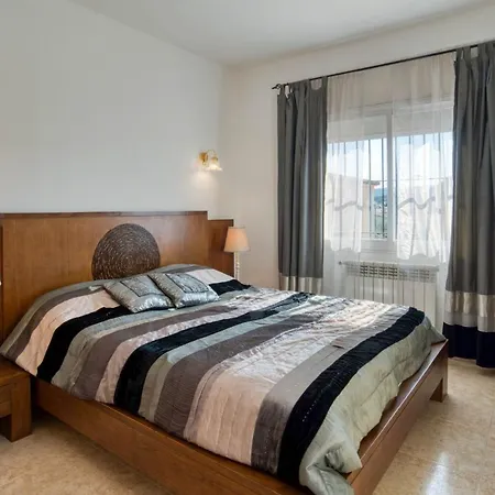 Holiday home Vela, Casa Con Piscina Privada A Pocos Metros De La Playa L'Escala